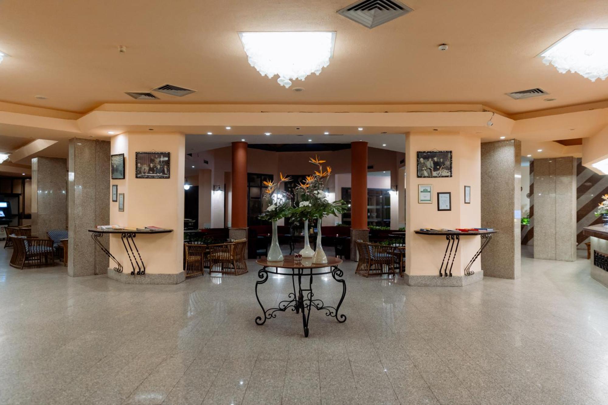 Apartament Empire